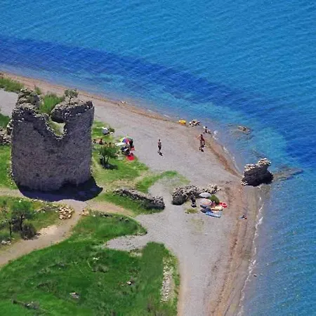 Starigrad-paklenica 1 Daire *