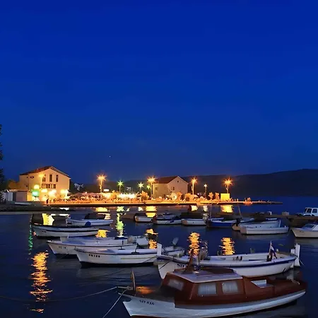 Apartment In Starigrad-Paklenica 6770