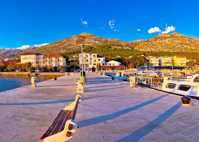 דירה Apartment In Starigrad-Paklenica 6770